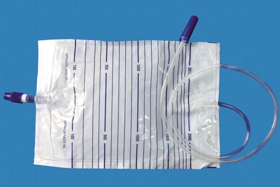 Urine Bag with twist turn valve outlet